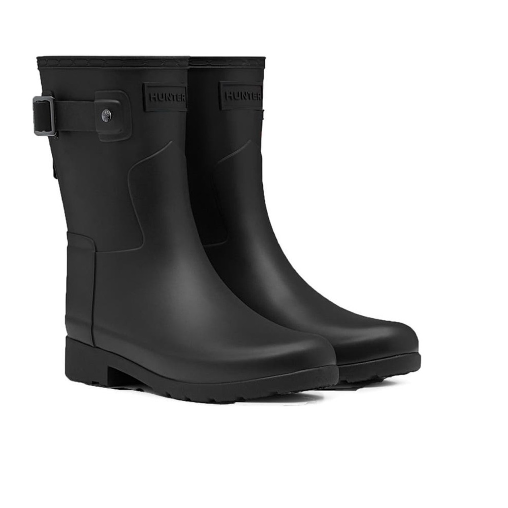 Hunter Boots Refined Short Waterproof Rain boot (Women) Size 8 Matte Black